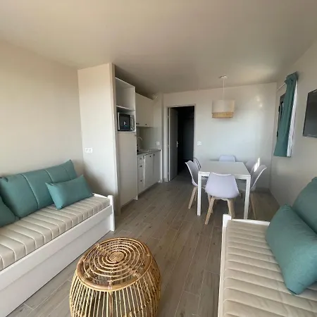 Two Bedroom Sea View Fr139 * 칸느
