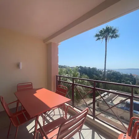 Apartamento Two Bedroom Sea View Fr139