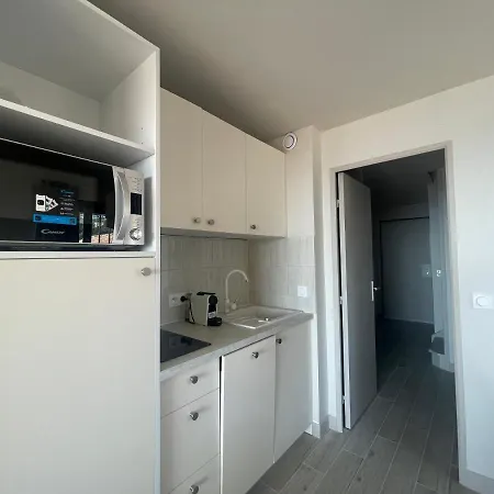 Apartamento Two Bedroom Sea View Fr139 *